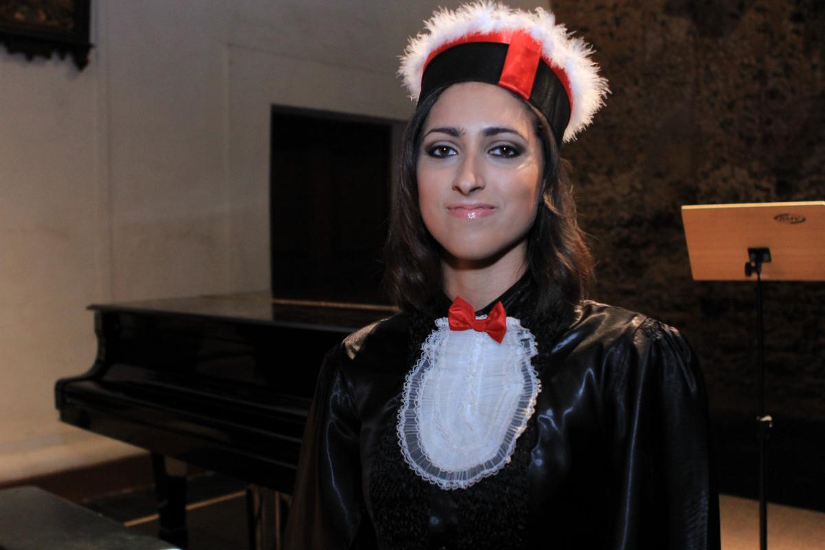 Jéssica colou grau em canto, uma das habilitações oferecidas no Bacharelado.